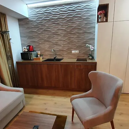 Rodinny Privatny A309 V Uplnom Centre Stareho Smokovca - Ticha Izba S Parkovanim