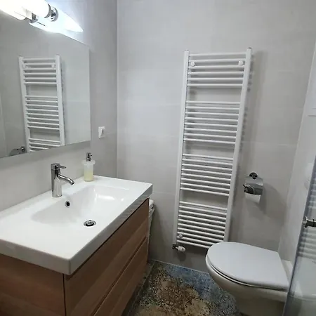 Rodinný Privátny A309 V úplnom Centre Starého Smokovca - Tichá Izba S Parkovaním Apartamento *