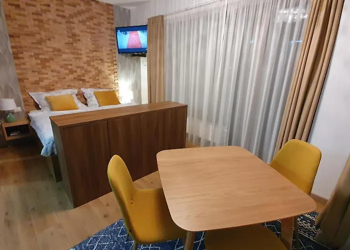Rodinny Privatny A309 V Uplnom Centre Stareho Smokovca - Ticha Izba S Parkovanim Apartman *